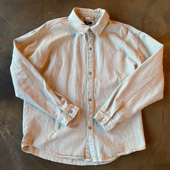 Forever 21 Denim Distressed Ripped Heavyweight Cotton Button Down Shirt - Picture 1 of 9
